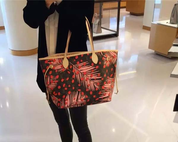 ルイヴィトン モノグラム スーパーコピージャングルドット プリント入り ネヴァーフルMM M41979